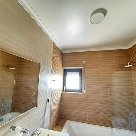 Cascais House - Pool * Parede